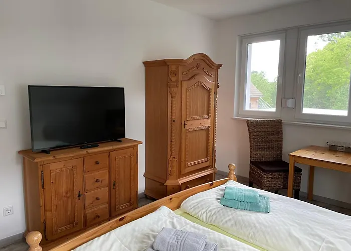 Дом отдыха Urlaub Am Plaetlinsee - Haus Odin Wustrow (Mecklenburg-Strelitz)